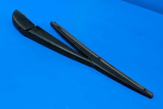 Viskerarm bakrute til Toyota RAV4, 2009-2013 (Type III, Fase 2)  