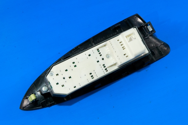 Bryter ruteheis førerdørspanel til Toyota RAV4 2009-2013 (Type III, Fase 2)  