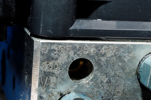ABS sentral til Audi A6 2011-2014 (Type IV, Fase 1) (C7) (C7) (VAG|4G0 614 517 R|)