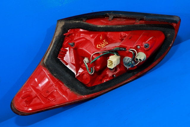Baklykt høyre til Toyota RAV4 2006-2009 (Type III, Fase 1)