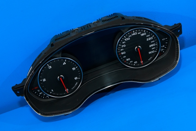 Instrumentpanel til Audi A6, 2011-2014 (Type IV, Fase 1) (C7) (C7) (BOSCH|0 263 672 117)