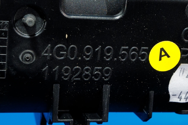 Innredning diverse til Audi A6 2011-2014 (Type IV, Fase 1) (C7) (C7) (VAG|4G0 919 565 A|)