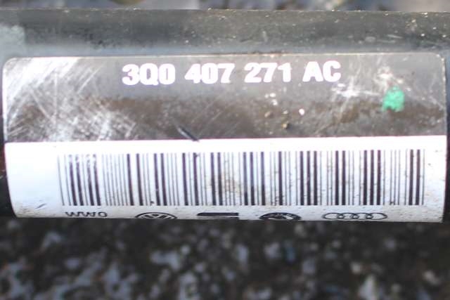 Drivaksel venstre foran, diesel/automat til VW Passat 2015-2019 (Fase 1) (B8) (B8) (VAG|3Q0 407 271 AC|)