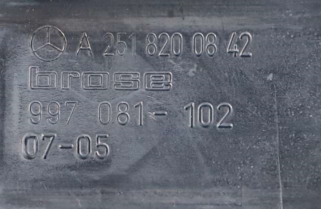 Ruteheis høyre foran til Mercedes GL 2006-2012 (X164) (X164) (MERCEDES|A 251 820 08 42|)