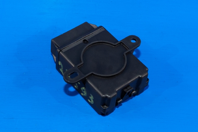 Styreenhet diverse til Ford Focus 2014-2018 (Type III, Fase 2)  (FORD|F1CB-13C148-AD|)