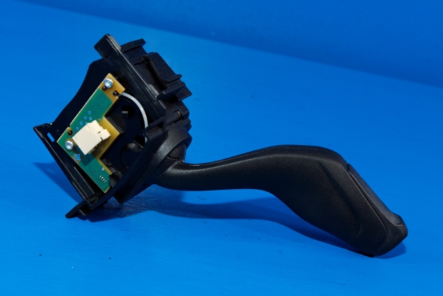 Bryter blink til Ford Focus 2014-2018 (Type III, Fase 2)  (FORD|CV6T-13335-AE|)