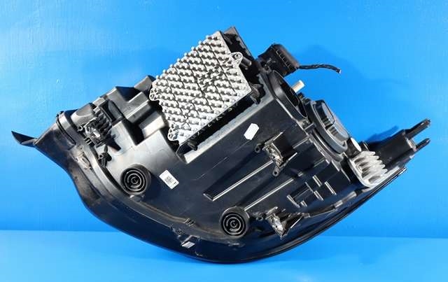 Frontlykt høyre full-LED til BMW i3 2013-2022 (BMW|63.11-7 396 814|)