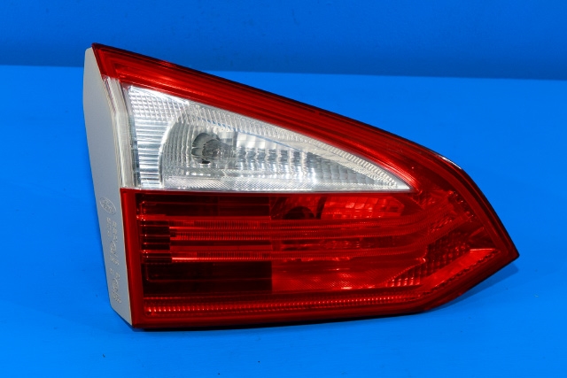 Baklykt venstre indre til Ford Focus, 2011-2014 (Type III, Fase 1)  (FORD|BM51-13A603-DB)