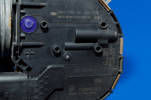Viskermotor foran venstre til Ford Focus 2011-2014 (Type III, Fase 1)  (FORD|BM51-17504-AH|)