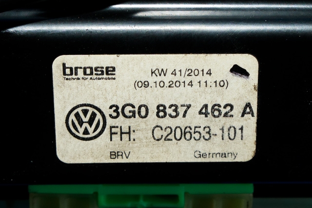 Ruteheis høyre foran til VW Passat 2015-2019 (Fase 1) (B8) (B8) (5Q4 959 802 B|)