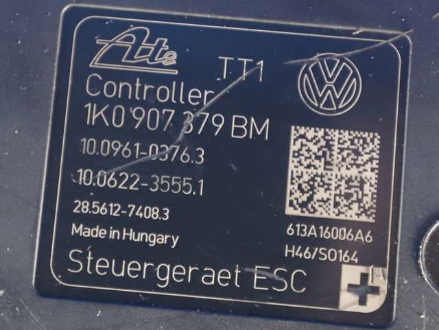 ABS sentral til VW Caddy 2010-2015 (Type III, Fase 2)  (VAG|1K0 614 517 ED|1K0 907 379 BM|)