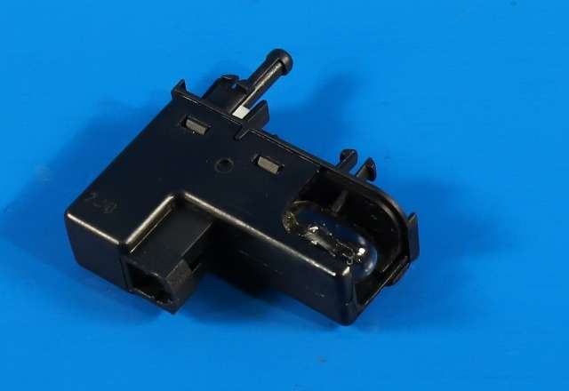 Dashbord diverse til Land Rover Range Rover, 2002-2012 (Type III)  (LAND ROVER|1S41-13B748-AD)