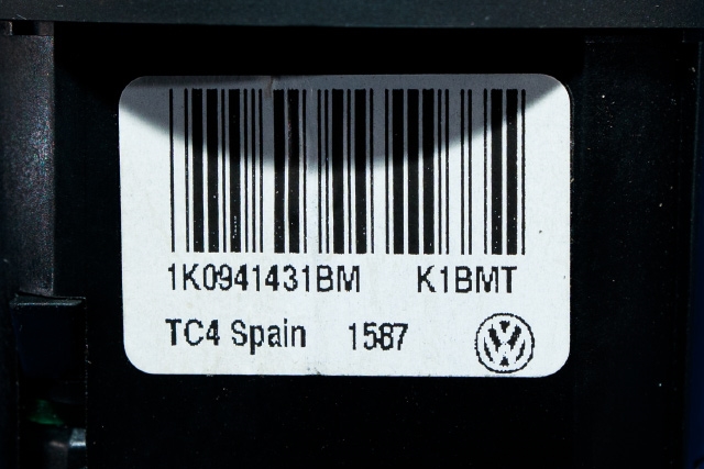Bryter lys til VW Caddy 2015-2020 (Type III, Fase 3)  (VAG|1K0 941 431 BM|)