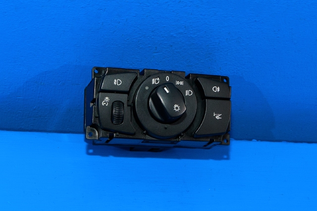 Bryter lys til BMW 5-Serie 2003-2010 (E60/E61) (E60/E61) (BMW|6 953 727|)
