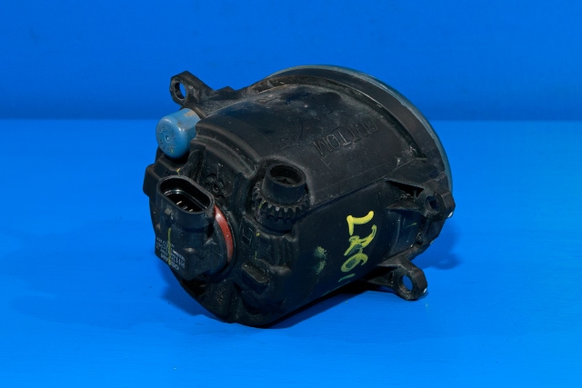 Tåkelykt venstre foran til Toyota RAV4 2006-2009 (Type III, Fase 1)  (TOYOTA|81210-0D041|)