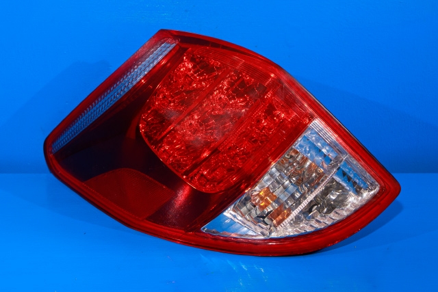Baklykt venstre til Toyota RAV4, 2006-2009 (Type III, Fase 1)  