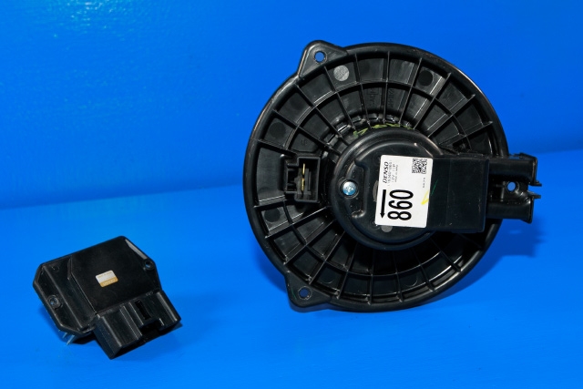 Varmeapparat motor til Mitsubishi Pajero 2007-2016 (Type IV, Fase 1) (DENSO|116340-8601|)