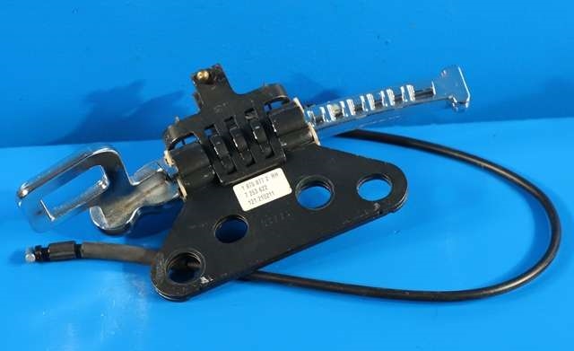 Innredning diverse til BMW 5-Serie, 2010-2017 (F10/F11) (F10/F11) (BMW|7 253 622)