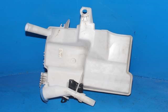Spylertank foran til Ford Focus 2014-2018 (Type III, Fase 2)  (FORD|BV61-13K175-EB|)