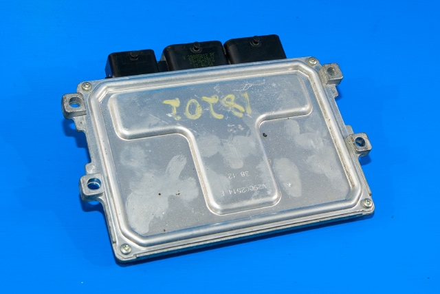 Styreenhet motor til Peugeot 208 2012-2019 (Type I)  (PEUGEOT|98 053219 80|)