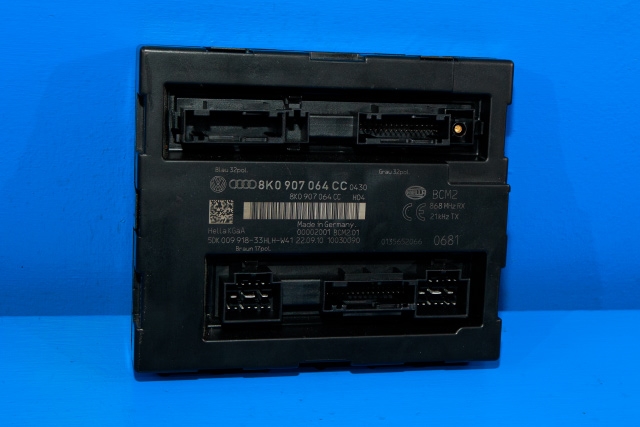 Styreenhet comfort (BCM) til Audi A4 2007-2014 (Type IV) (B8) (B8) (VAG|8K0 907 064 CC|)