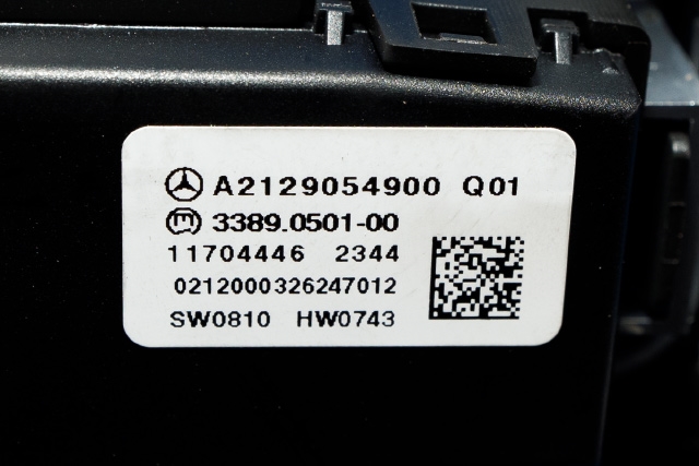 Dashbord diverse til Mercedes E-Klasse 2009-2013 (Fase 1) (W212) (W212) (MERCEDES|A 212 680 30 07|)