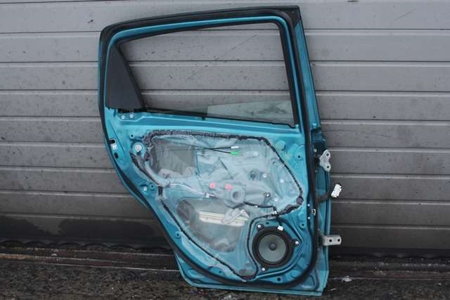 Dør venstre bak til Toyota Yaris 2012-2014 (Type III, Fase 1)  