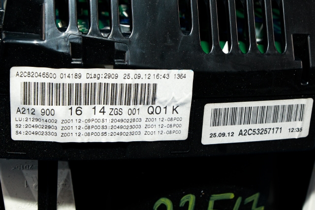 Instrumentpanel til Mercedes E-Klasse 2009-2013 (Fase 1) (W212) (W212) (MERCEDES|A 212 900 16 14|)