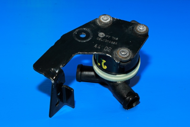 Vannpumpe elektrisk til Audi A4, Allroad 2009-2016 (Type I) (B8) (B8) (VAG|03L 965 561 A|)