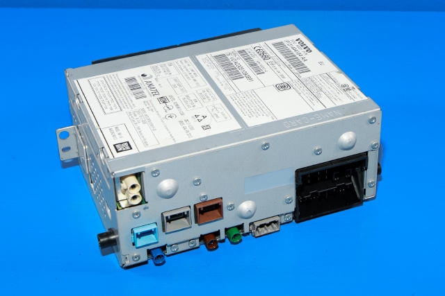 Bilstereo navigasjon spiller til Volvo V60/V60 CC 2013-2018 (Type I, Fase 2) (VOLVO|31444184|)