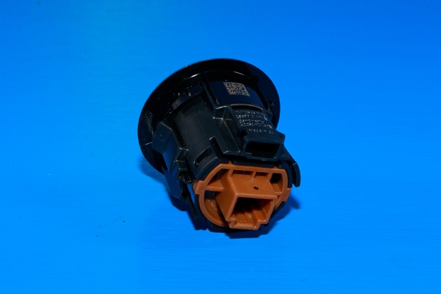 Bryter start/stopp til Nissan Qashqai 2014-2021 (Type II)  (NISSAN|28590-3JA0A|)