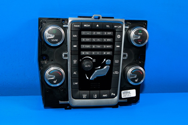 Bilstereo navigasjon betjeningspanel til Volvo V60/V60 CC 2013-2018 (Type I, Fase 2) (VOLVO|31398587|)