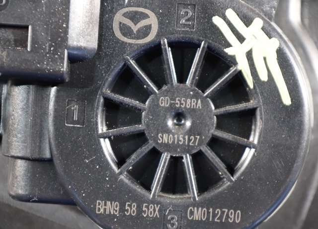 Ruteheis høyre foran til Mazda CX-3 2015-2022  