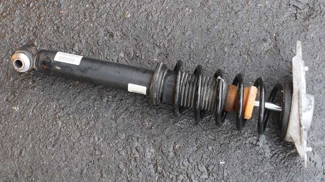 Fjærbein høyre bak til BMW i3 2013-2022 (BMW|6 852 231|)
