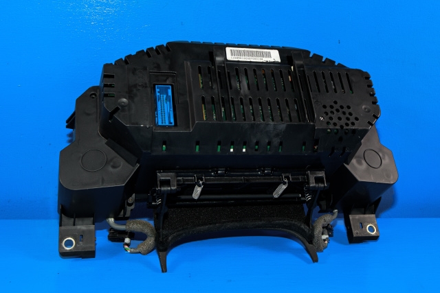 Instrumentpanel til Audi A8 2003-2010 (Type II)  (VAG|4E0 920 931 C|)