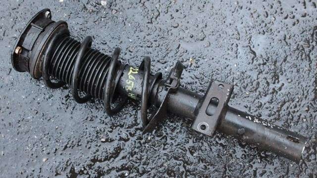 Fjærbein høyre foran til VW Polo, 2017-2021 (Type VI, Fase 1)  (VAG|2Q0 413 031 BT)