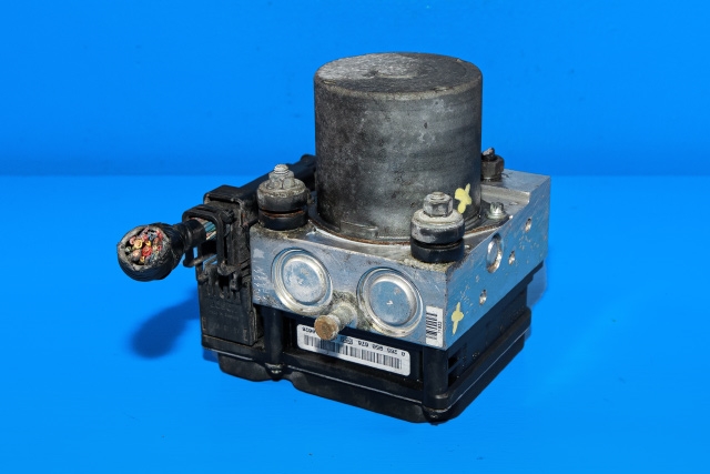ABS sentral til Honda CR-V 2007-2012 (Type III)  (BOSCH|0 265 235 304|57110-SWW-T014-M1|)