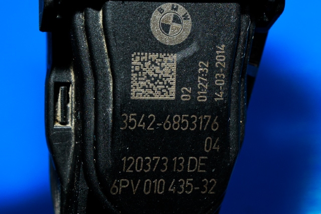 Pedal gass til BMW 3-Serie 2012-2018 (F30/F31/F34) (F30/F31/F34) (HELLA|6PV 010 435-32|35.42-6 853 176|)