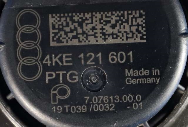Sirkulasjonspumpe til Audi e-tron 2018-->>  (PIERBURG|7.07613.00.0|4KE 121 601|)