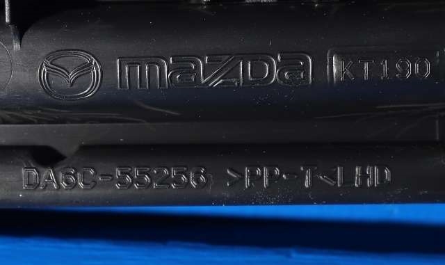 Dashbord diverse til Mazda CX-3 2015-2022  (MAZDA|DA6C-55-256|)