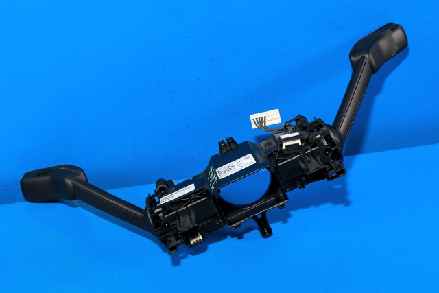 Bryter combi til VW Passat 2015-2019 (Fase 1) (B8) (B8) (VAG|3Q0 953 521 AM|)