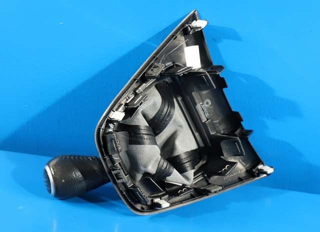 Dashbord diverse til Honda CR-V 2012-2018 (Type IV)