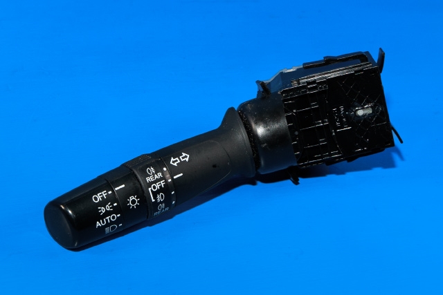 Bryter blink til Honda CR-V, 2012-2018 (Type IV)