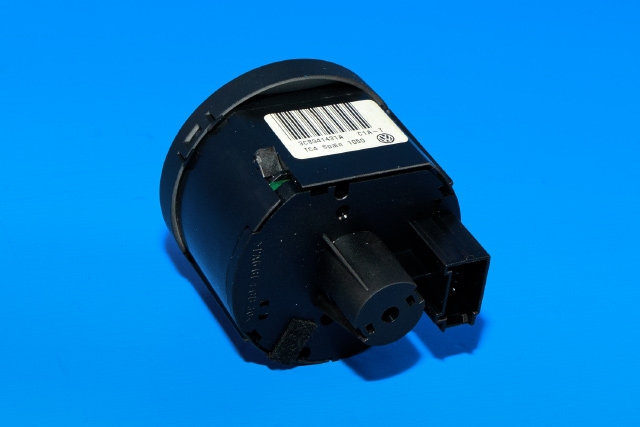 Bryter lys til VW Golf VI 2008-2012  (VAG|3C8 941 431 A|)