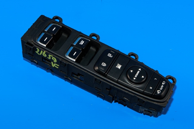 Bryter ruteheis førerdørspanel til Kia Niro, 2016-2021  (KIA|93570-G5040)