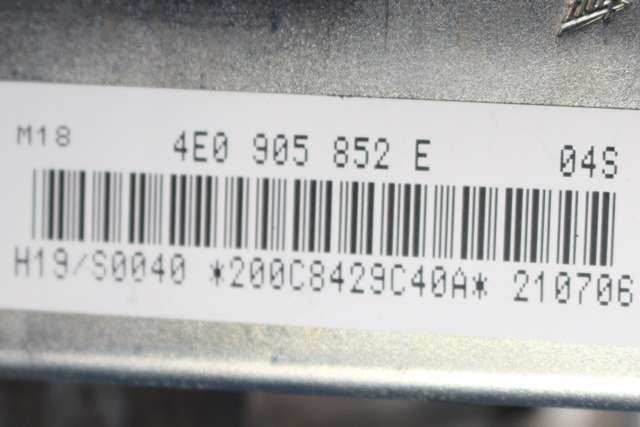 Rattaksel øvre til Audi A8 2003-2010 (Type II) (VAG|4E0 905 852 E|)