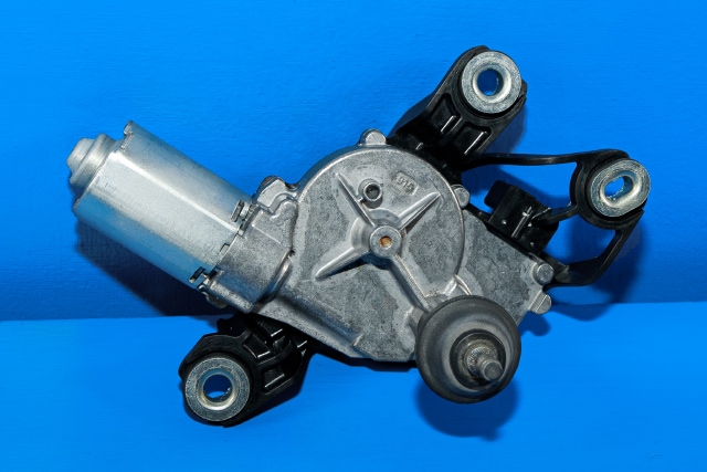Viskermotor bakrute til VW Golf VI, 2008-2012 (BOSCH|0 390 201 207)