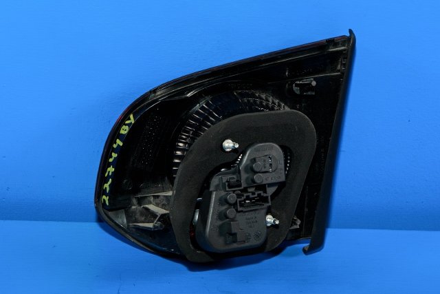 Baklykt venstre indre til VW Golf VI 2008-2012 (VAG|5K0 945 093 AA|)