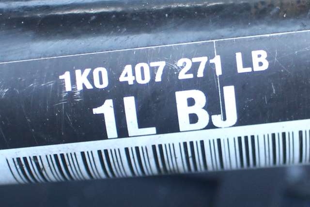 Drivaksel høyre foran, bensin/automat til Audi A3 2012-2016 (Type III, Fase 1) (VAG|1K0 407 271 LB|)