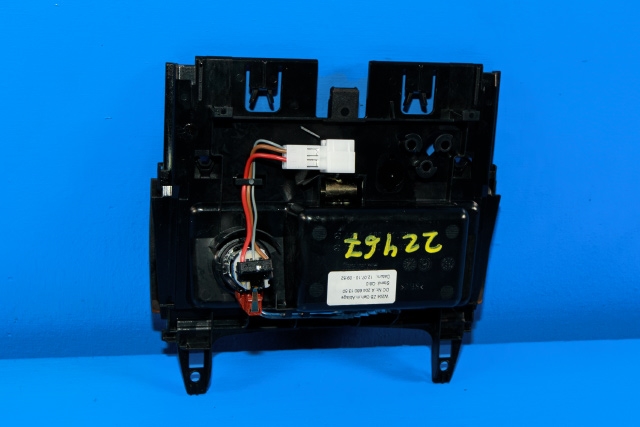 Dashbord askebeger til Mercedes E-Klasse 2009-2013 (Fase 1) (W212) (W212) (MERCEDES|A 204 680 13 50|)